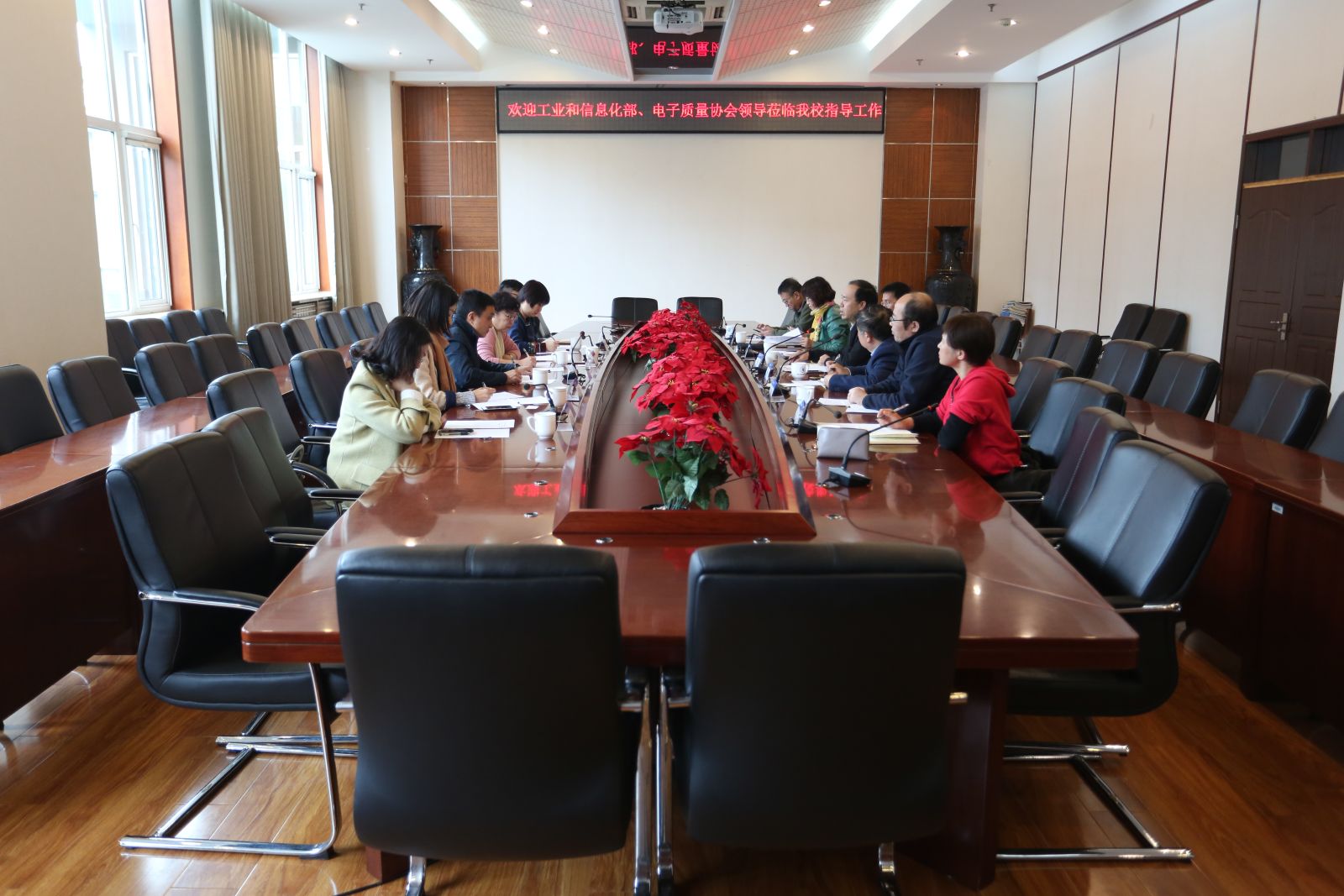 448f9a9978ae4af68a07168f2335e149.jpg 448f9a9978ae4af68a07168f2335e149.jpg