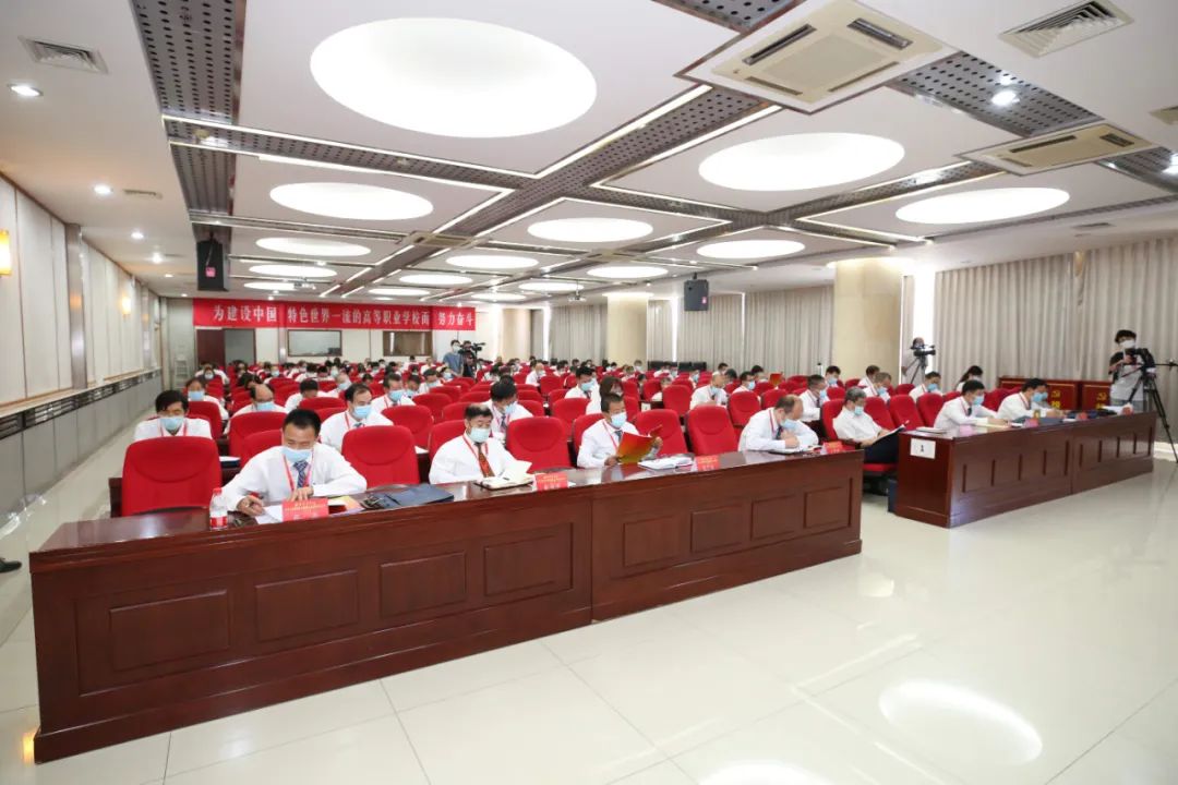 e761e9990392433682c6a27ee4a4d463.jpg e761e9990392433682c6a27ee4a4d463.jpg